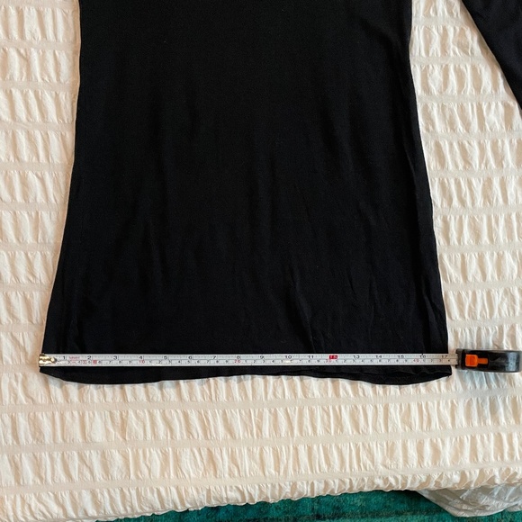 🌟 Minimalist Black Long Sleeve | Mossimo Women’s L | Capsule Wardrobe Essential - Picture 8 of 8